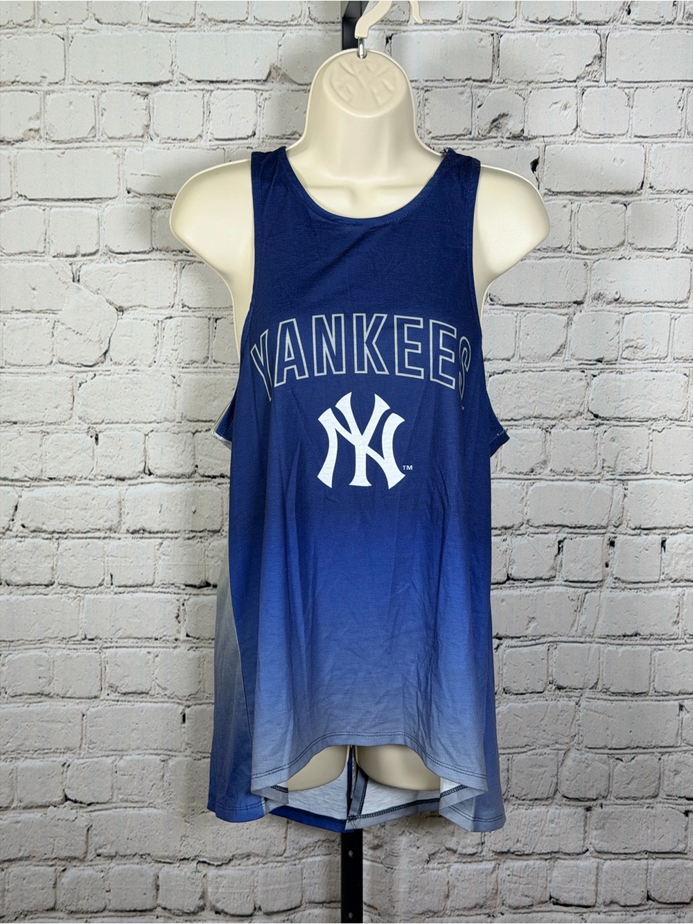New York Yankees FOCO Women's Gradient Tie-Back Racerback Tank Top - Navy New